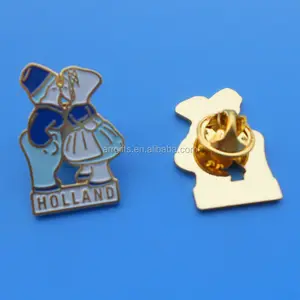 boy and girl couple kissing holland pin badge