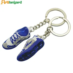 Wholesale Resin Mini Shoe Men Keychains Personalized Supplier Online Custom Rubber Soft Pvc 3D Mini Sneaker Keychain