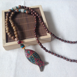 Nuova Collana Lunga con Ciondolo a Forma di Pesce in <span class=keywords><strong>Perline</strong></span> di <span class=keywords><strong>Legno</strong></span> - Product Image 3