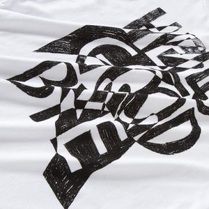 T-shirt personalizzata da uomo bicolore <span class=keywords><strong>mezza</strong></span> nera <span class=keywords><strong>bianca</strong></span> <span class=keywords><strong>manica</strong></span> corta 100% cotone serigrafata stile Hip Hop oversize lunga - Product Image 4