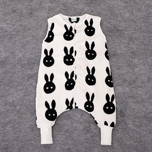 Coreano baby Zancudo sacos de dormir de franela Gruesa mameluco completo impreso Sandía y conejo chaleco - Product Image 5