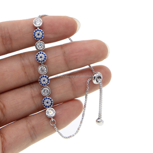 Braccialetto Occhio Turco alla Moda 2023 con <span class=keywords><strong>Grande</strong></span> Castone Decorato con Diamanti CZ, Charm Disco e Occhio Turco, Disponibile in Tre Colori - Product Image 2
