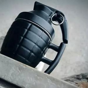 Taza de mano de cerámica, juguete - Product Image 4