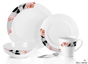 Vajilla de porcelana blanca ligera con motivos florales para fiesta en el jardín - Product Image 6