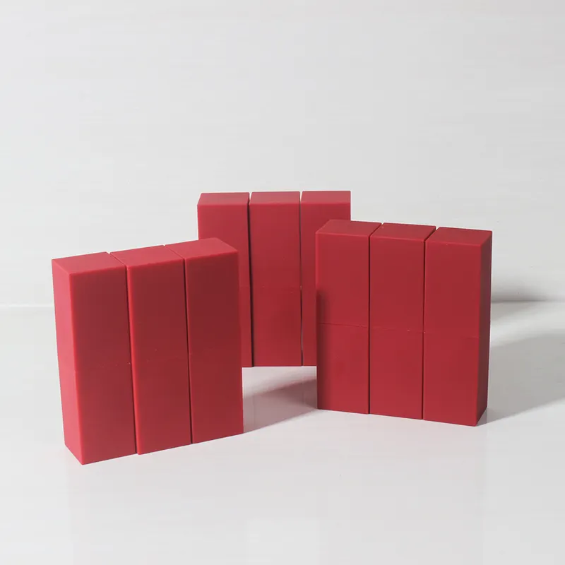 वर्ग लाल खाली लिपस्टिक ट्यूब कॉस्मेटिक पैकेजिंग कस्टम लोगो