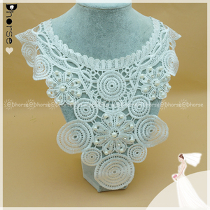 Nuevo estilo, bordado a máquina, escote soluble en agua, cuello de encaje de poliéster con perlas y diamantes de imitación para prendas de vestir - Product Image 3