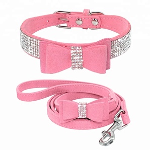 Suave Seuded de diamantes de imitación de cuero perro Collar y correa - Product Image 1