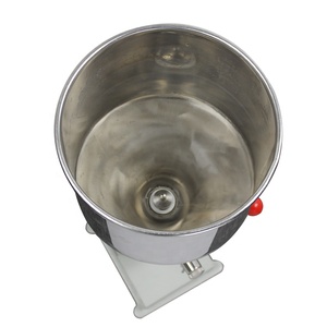Bon prix Machine de remplissage de canettes aérosol à <span class=keywords><strong>gaz</strong></span> manuelle - Product Image 6
