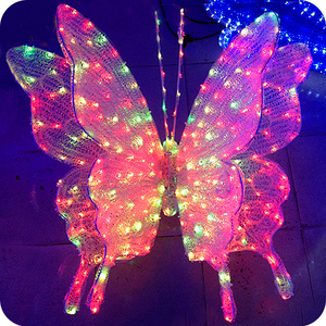 Ornamento de Natal em Acrílico em Forma de Borboleta com Luzes LED para Decoração de Natal ao Ar Livre - Product Image 3