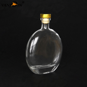 Nueva Botella de Licor de Vidrio Plana y Redonda con Tapa de Corcho Dorada para <span class=keywords><strong>Vodka</strong></span> - Product Image 2