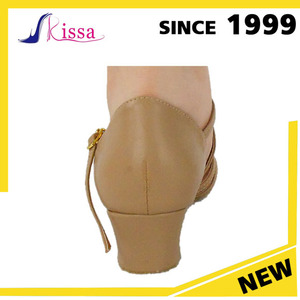 De cuero de moda suela de tacón bajo de venta al por mayor salón de <span class=keywords><strong>baile</strong></span> Salsa <span class=keywords><strong>zapatos</strong></span> de <span class=keywords><strong>baile</strong></span> latino para las muchachas - Product Image 4