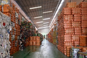 Dibuat Di Cina Digunakan Pakaian Persediaan Nama Merek Wanita Blus Katun - Product Image 6