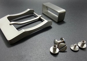 De titanio hebillas de cinturón de <span class=keywords><strong>Alibaba</strong></span>-cuotas de cinturón de cuero de titanio hebillas proveedor - Product Image 6
