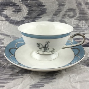 Assiettes <span class=keywords><strong>vintage</strong></span> en céramique de 8 pouces 10 pouces assiettes et plats bleus souvenirs en porcelaine avec ligne argentée avec logo personnalisé - Product Image 4