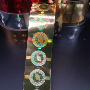 رقائق طباعة شفافة بتأثير قوس قزح ليزري هولوغرافي فضي - Product Image 1