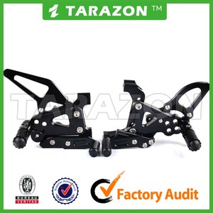 CNC Billet In Lega di Alluminio Regolabile Posteriore set Pedane Per <span class=keywords><strong>Ducati</strong></span> <span class=keywords><strong>1199</strong></span> <span class=keywords><strong>Panigale</strong></span> R - Product Image 5