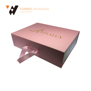 Luxury custom clothing packaging clothes hanger packaging gift box manufacturers