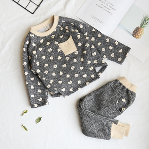 Abbigliamento per bambini Set Più Velluto Delle Ragazze Del Fumetto Stampato Vestito di Usura Della Camicia e Pantaloni del Costume Del Commercio All'ingrosso Della Ragazza Del Bambino Insieme Dei Vestiti di Inverno - Product Image 1