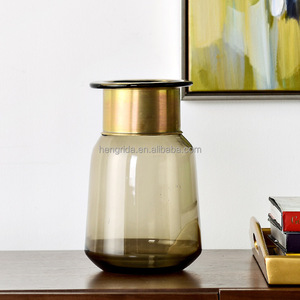 Nuovo vaso di vetro fiore di lusso in stile Ins con anello di metallo intorno al collo <span class=keywords><strong>Color</strong></span> <span class=keywords><strong>oro</strong></span> fatto a mano - Product Image 2