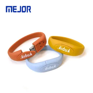Factory wholesale silicone flash disk 32G foldable rubber band pen drive 8g bracelet USB Wristband