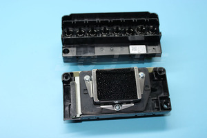 DX5 물 기반 황금 표면 인쇄 헤드 엡손 <span class=keywords><strong>f1870000030</strong></span>
