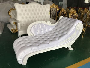 Divano Reale Indiano per Sposi, Poltrona Nuziale per Palco Matrimoniale in Vendita - Product Image 4