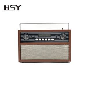 Radio Antigua de Estilo Retro a Precio Reducido - Product Image 1