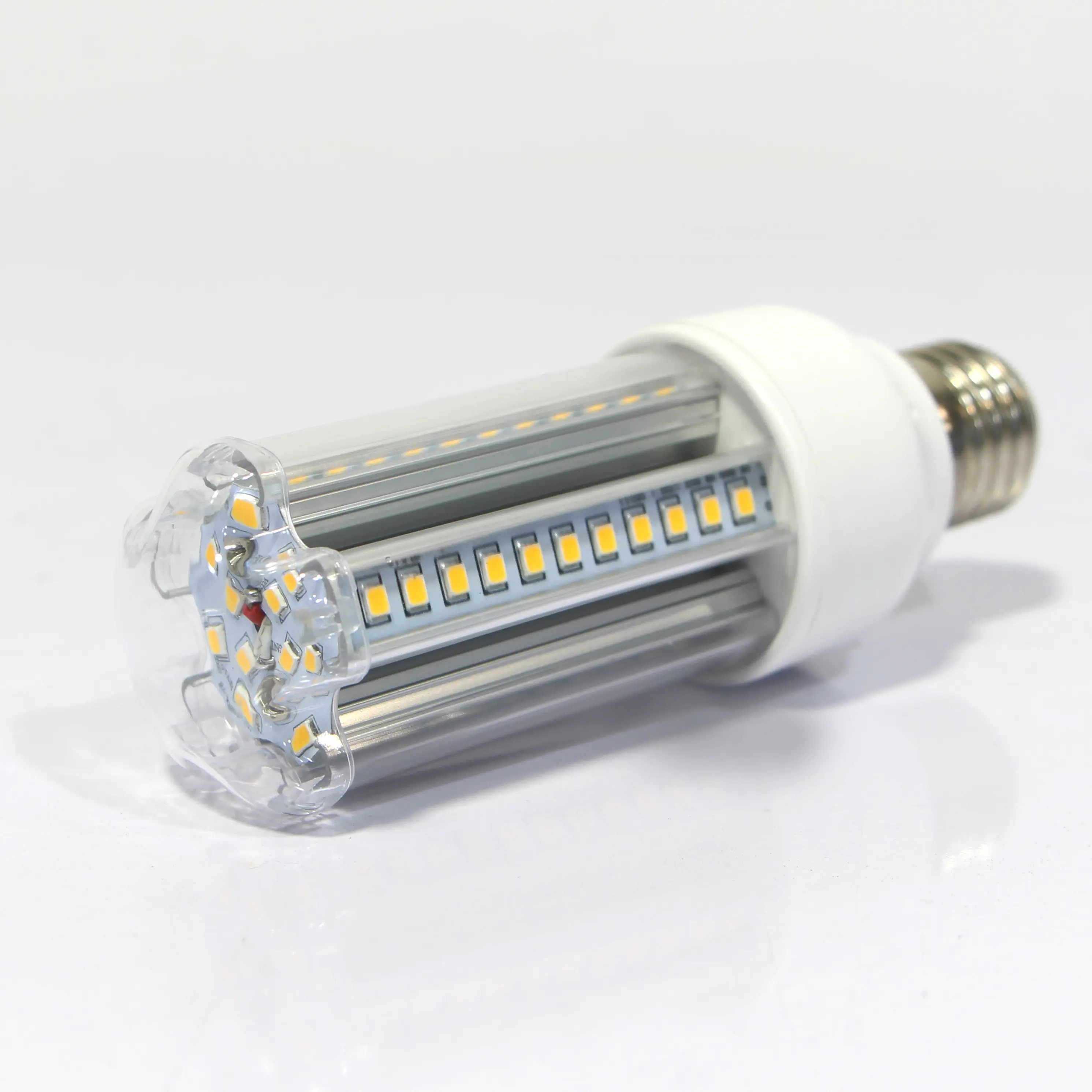 Pabrik grosir 12W LED lampu jagung hangat putih IP40 rumah aluminium E27 cahaya jagung untuk penggunaan rumahan suplai daya AC