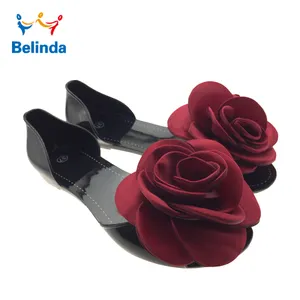 Komfort PVC Kristall blume Frauen Gelee Schuhe aus China