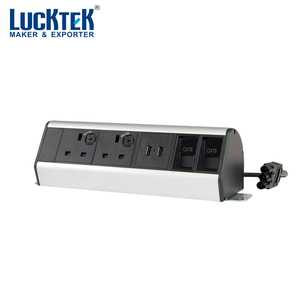 PDU de bureau à montage sur banc, 2 prises UK, 2 ports USB et 1 port Ethernet <span class=keywords><strong>RJ45</strong></span>, type <span class=keywords><strong>pince</strong></span>, Power Pod - Product Image 2