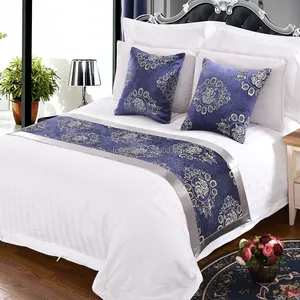 2023 nouveau produit en gros Townzi 100% coton Jacquard confortable décoration de la maison hôtel King Size lit coureur