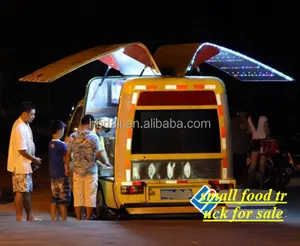 Camion alimentaire mobile de petite taille à 4 roues, sur mesure, au Ghana, avec 2 fenêtres de distribution