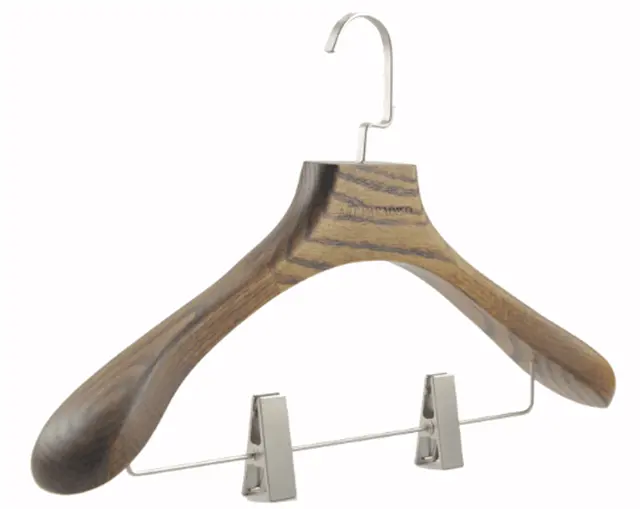 Marrone antico in legno di frassino coat hanger con bicromato di potassio clip di alta qualità