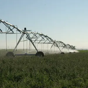 Nieuwste Technologie Center Pivot Irrigatiesysteem In China Voor Landbouw Farm Irrigatie Apparatuur