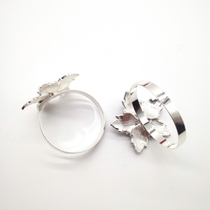 40mm bianco <span class=keywords><strong>fiore</strong></span> smalto strass portatovagliolo elegante in metallo portatovaglioli per banchetto di nozze decorazione della tavola - Product Image 5