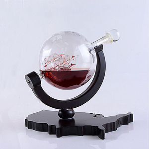 Décanteur de whisky globe gravé 850ML - Product Image 5