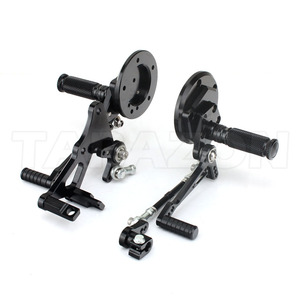 Juego de reposapiés trasero de aluminio CNC 6061 para motocicleta, para <span class=keywords><strong>YAMAHA</strong></span> <span class=keywords><strong>VMAX</strong></span> 1700 - Product Image 4