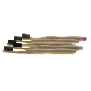 <span class=keywords><strong>Cepillo</strong></span> <span class=keywords><strong>de</strong></span> <span class=keywords><strong>dientes</strong></span> <span class=keywords><strong>con</strong></span> cerdas <span class=keywords><strong>de</strong></span> <span class=keywords><strong>aguja</strong></span> PBT <span class=keywords><strong>con</strong></span> infusión <span class=keywords><strong>de</strong></span> carbón y mango redondo ergonómico - Product Image 1