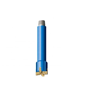 Outil de fraisage en forage avec lames et centraliseur - Product Image 2
