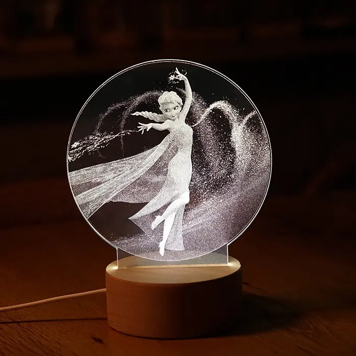 Aantrekkelijke Led Light Crystal Ball Innovatieve Fancy Verjaardagscadeau