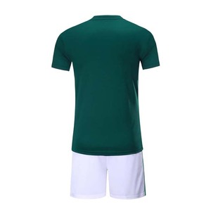 Nuova <span class=keywords><strong>Divisa</strong></span> Sportiva Personalizzata Verde e <span class=keywords><strong>Bianca</strong></span>, Qualità Thailandese, Uniforme da <span class=keywords><strong>Calcio</strong></span> con Sublimazione - Product Image 2