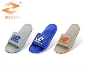 Machine à souffler rotative 20 stations pour la fabrication de pantoufles Chaussures pour dames - Product Image 6