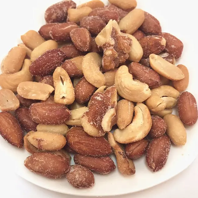 Healthy Salted Roasted peanuts Almond Cashew Walnuts Hazelnut nuts trail mix nuts