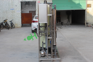 Bas cost1ton/H frp réservoir d'eau <span class=keywords><strong>machine</strong></span> de purification coût avec la <span class=keywords><strong>machine</strong></span> de remplissage pour <span class=keywords><strong>dialyse</strong></span> Fabriqué en chine - Product Image 4