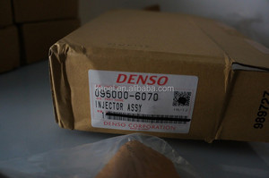 Denso Hội Injector 095000-6070 PC450-8 PC400-8 - Product Image 2
