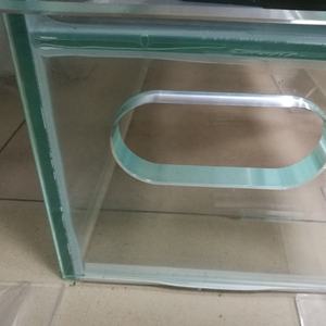 <span class=keywords><strong>Vetro</strong></span> per mobili temperato tagliato con lavorazione cnc personalizzata - Product Image 4