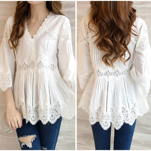 Áo ren trắng tay bồng nữ, kiểu cổ V, khoét lỗ, tay ba phần, áo kiểu xuân hè, phối màu, áo công sở nữ tính - Product Image 4