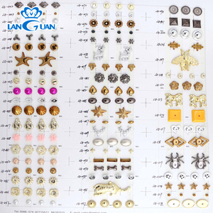 Fabrika moda plastik perçin kadın ayakkabı - Product Image 1