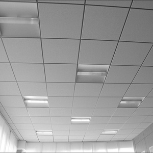 New Quadrato Design Moderno Con Un Foglio di <span class=keywords><strong>Alluminio</strong></span> di Supporto Gesso Ceiling Tiles