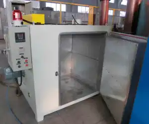 Curing oven for electric motors with constant temperature